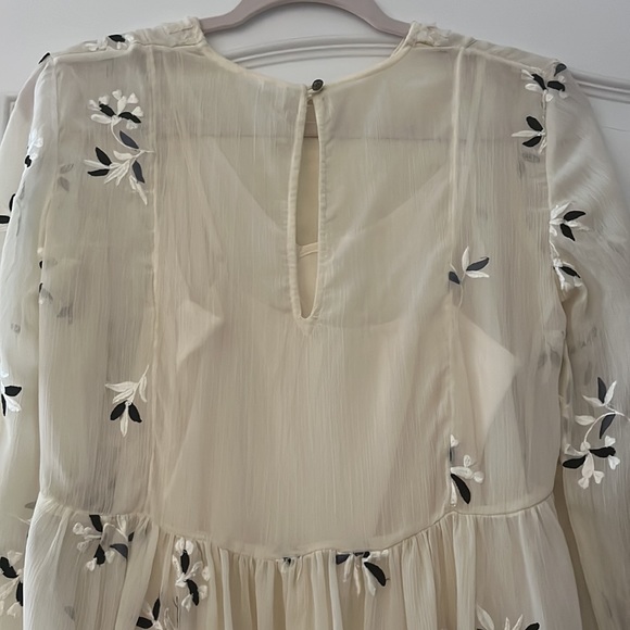 Anthropologie FEATHER BONE brand Cream Chiffon Floral Dress, Size US 6 - Picture 3 of 4